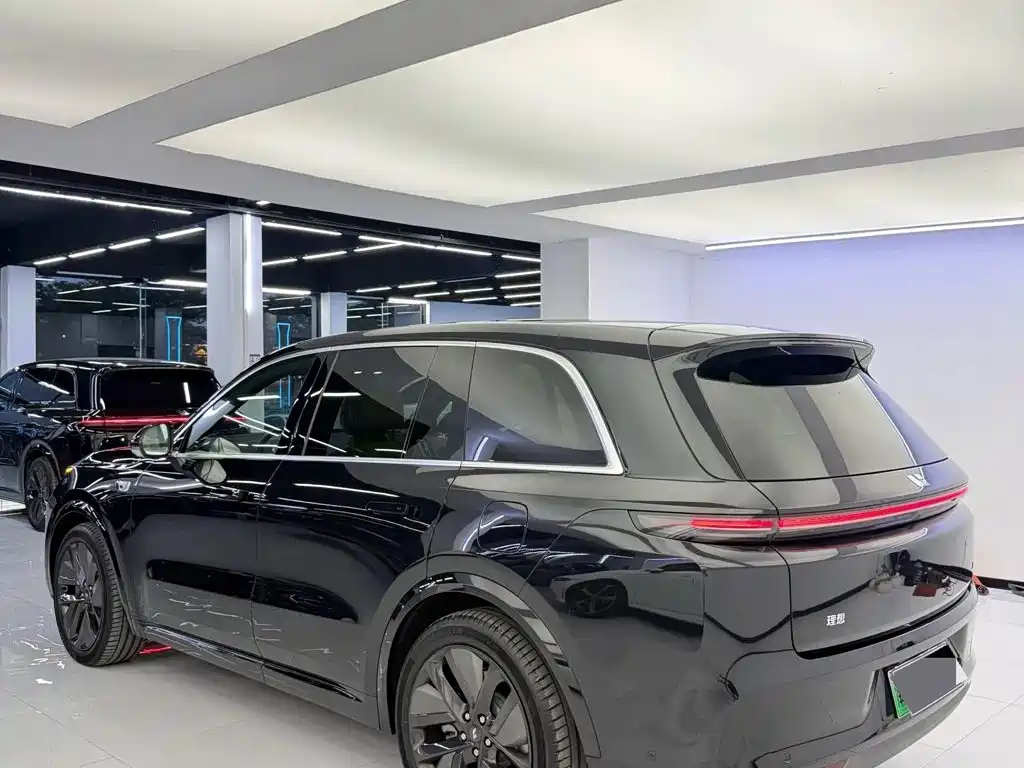 Li Auto Li L8 — миниатюра 6