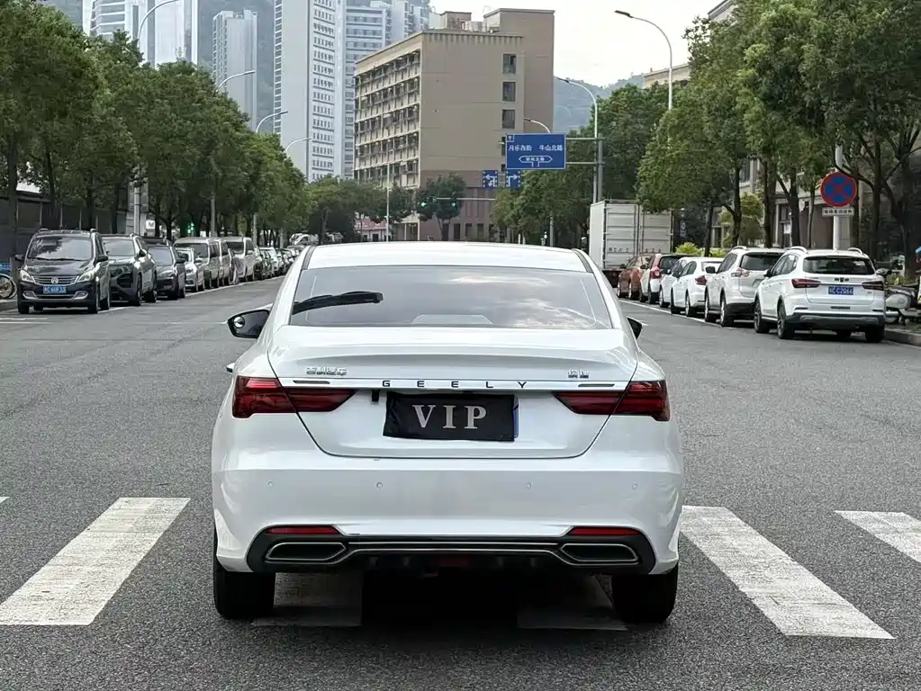Geely Binrui — миниатюра 5