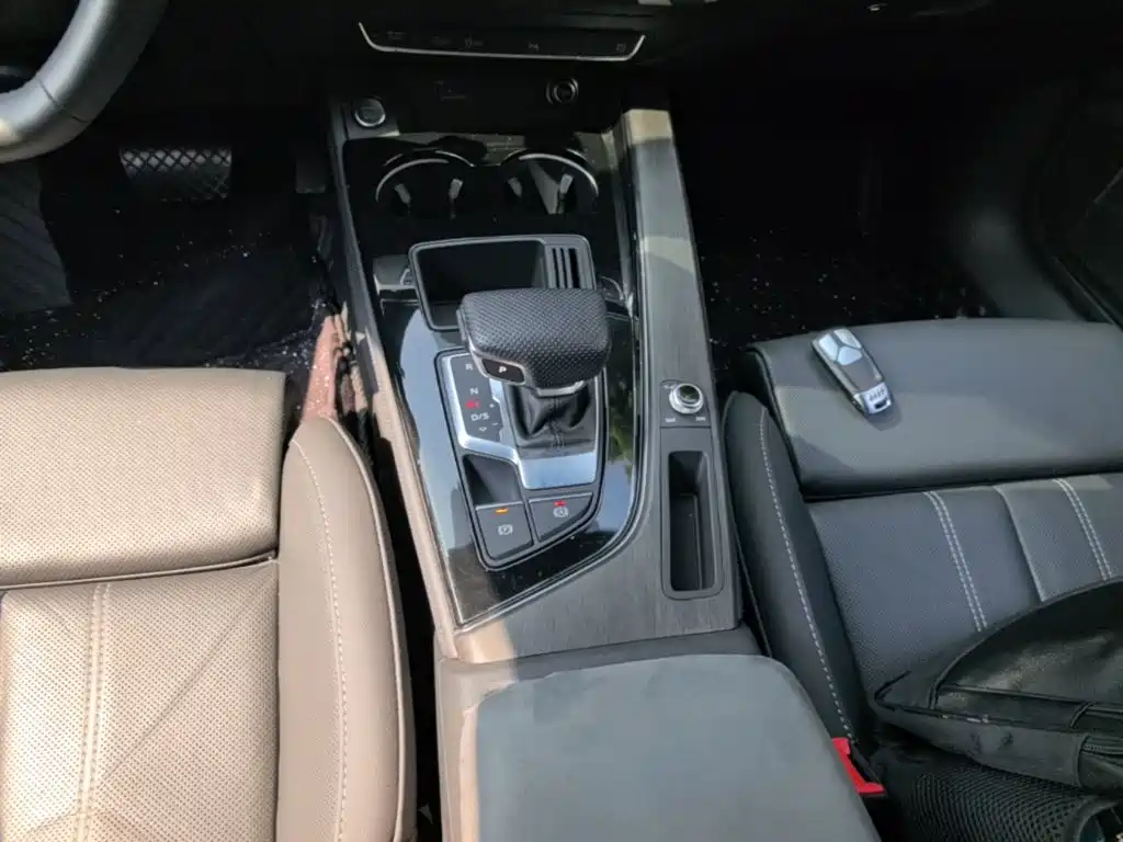 Audi A4L — миниатюра 14