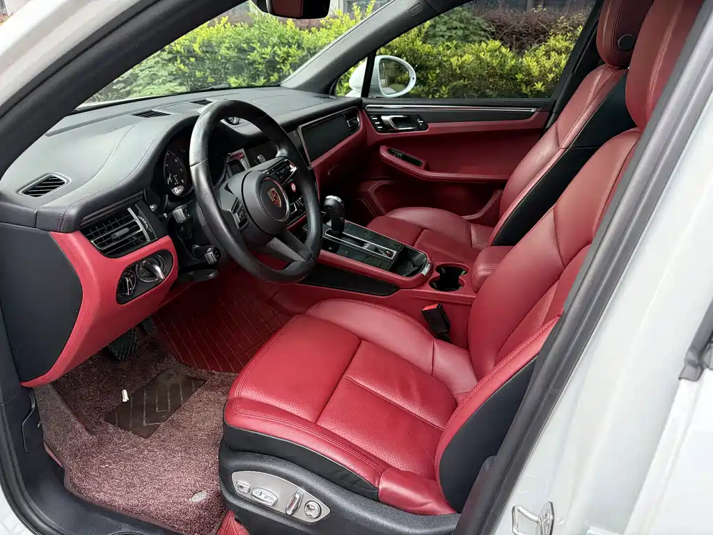 Porsche Macan — миниатюра 8