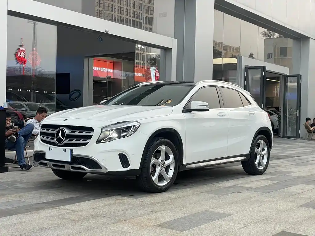 Mercedes-Benz GLA — миниатюра 18