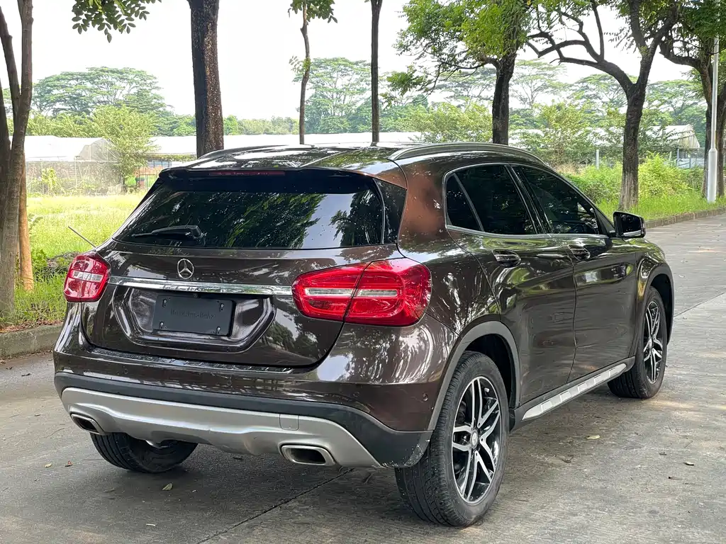 Mercedes-Benz GLA — миниатюра 21