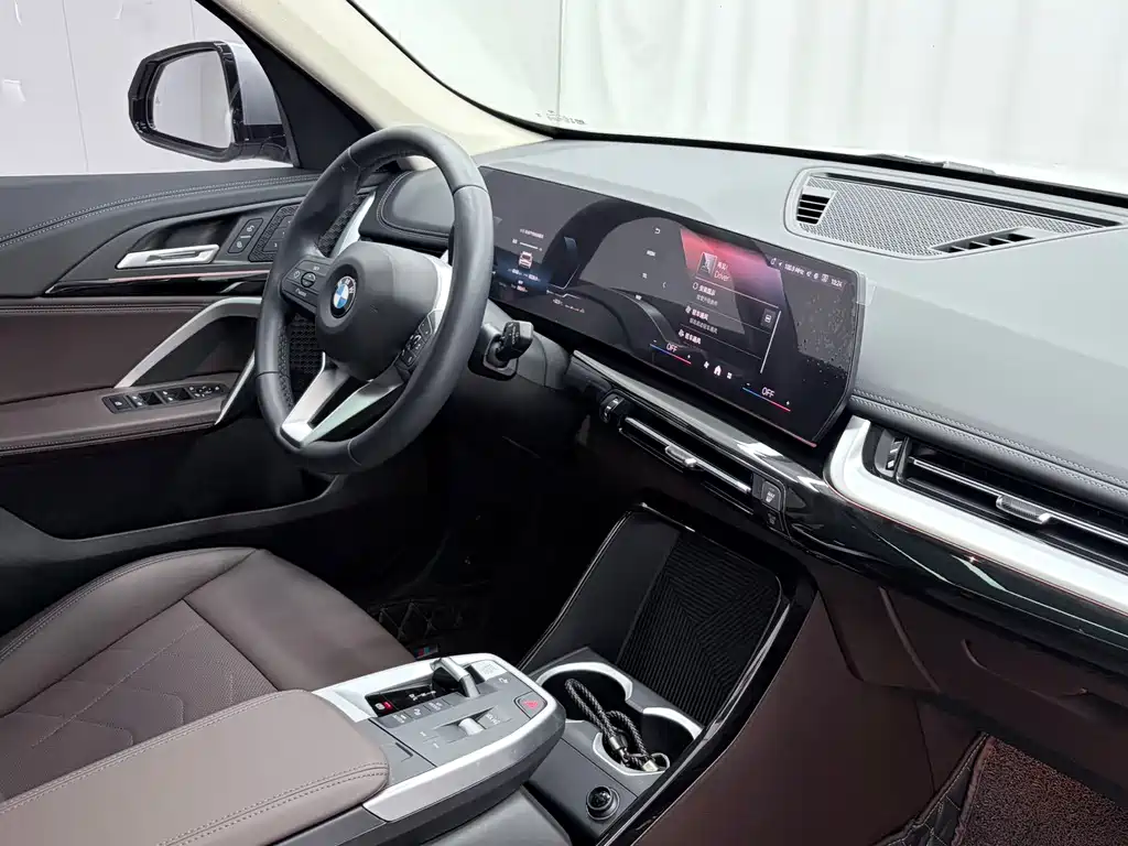 BMW X1 — миниатюра 19