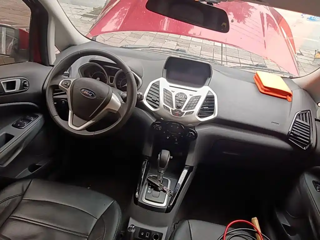 Ford Ecosport — миниатюра 10