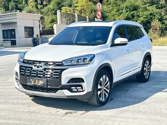 CHERY TIGGO 8