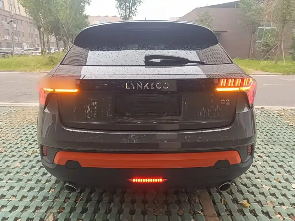 Lynk & Co 02 — миниатюра 6