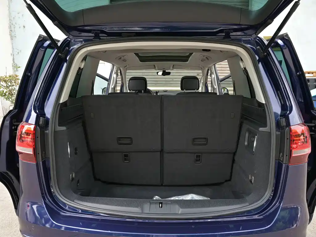 Volkswagen Sharan — миниатюра 12