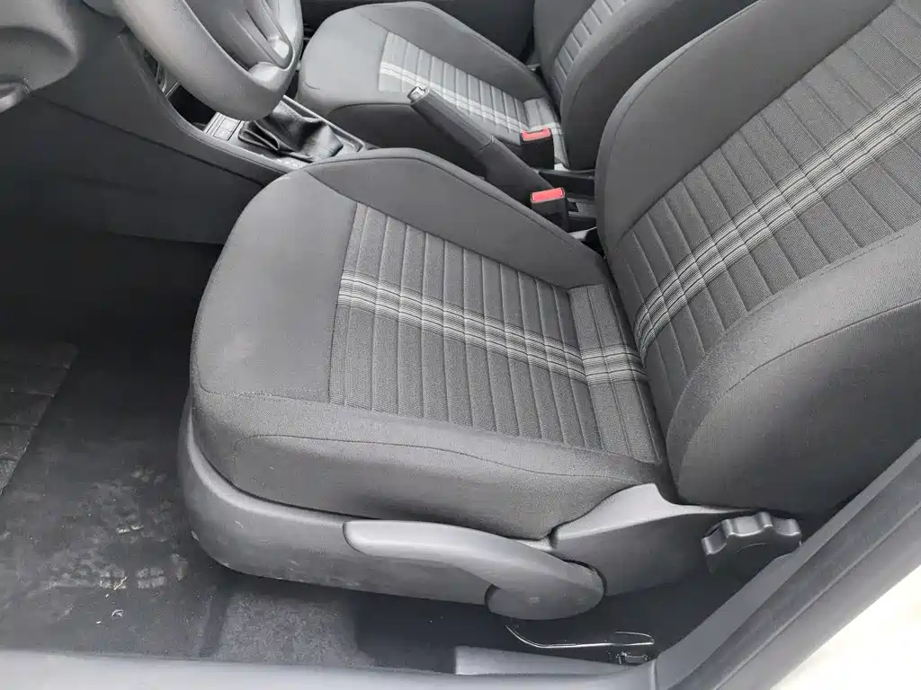 Volkswagen Lavida — миниатюра 20