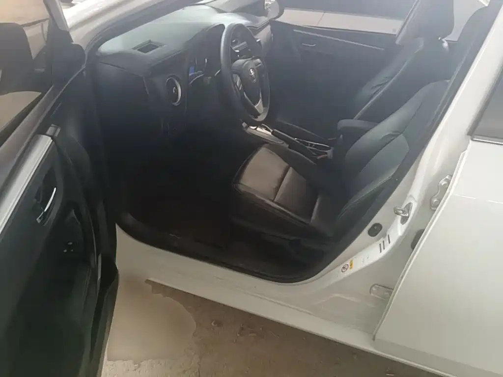 Toyota Corolla — миниатюра 15
