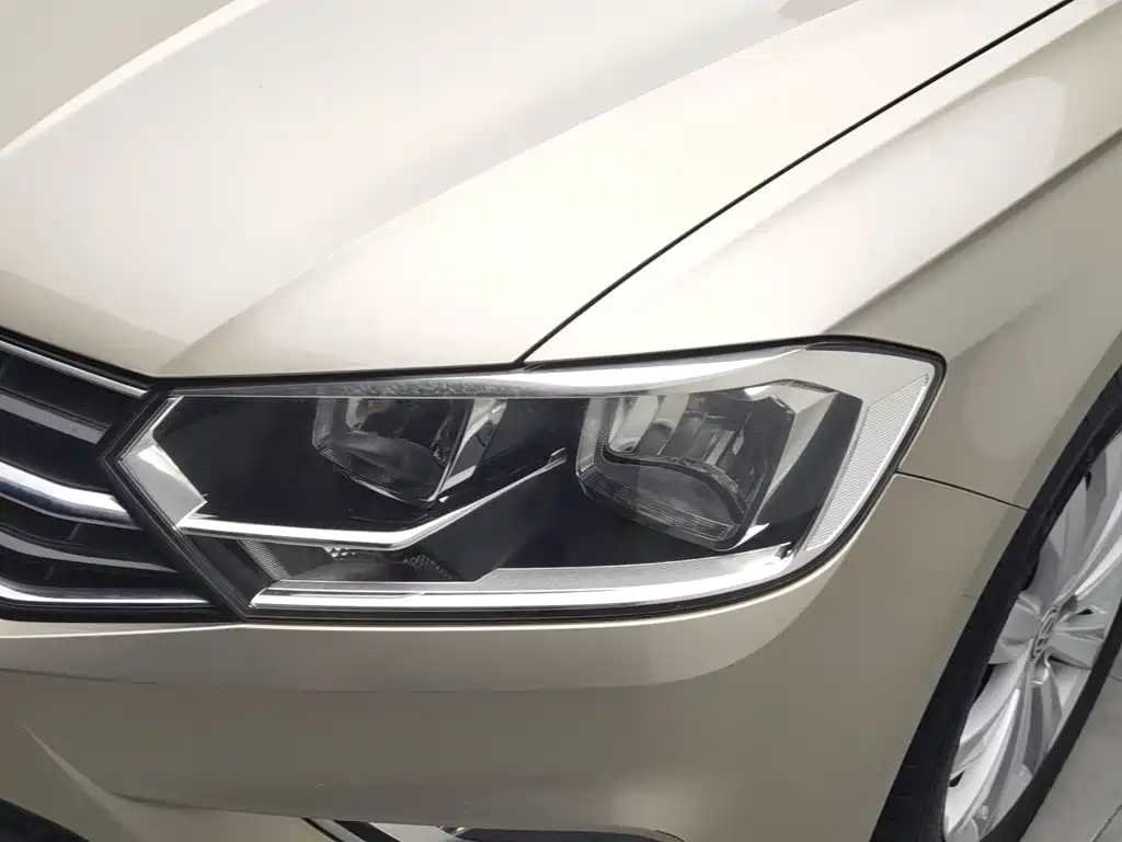 Volkswagen Bora — миниатюра 7