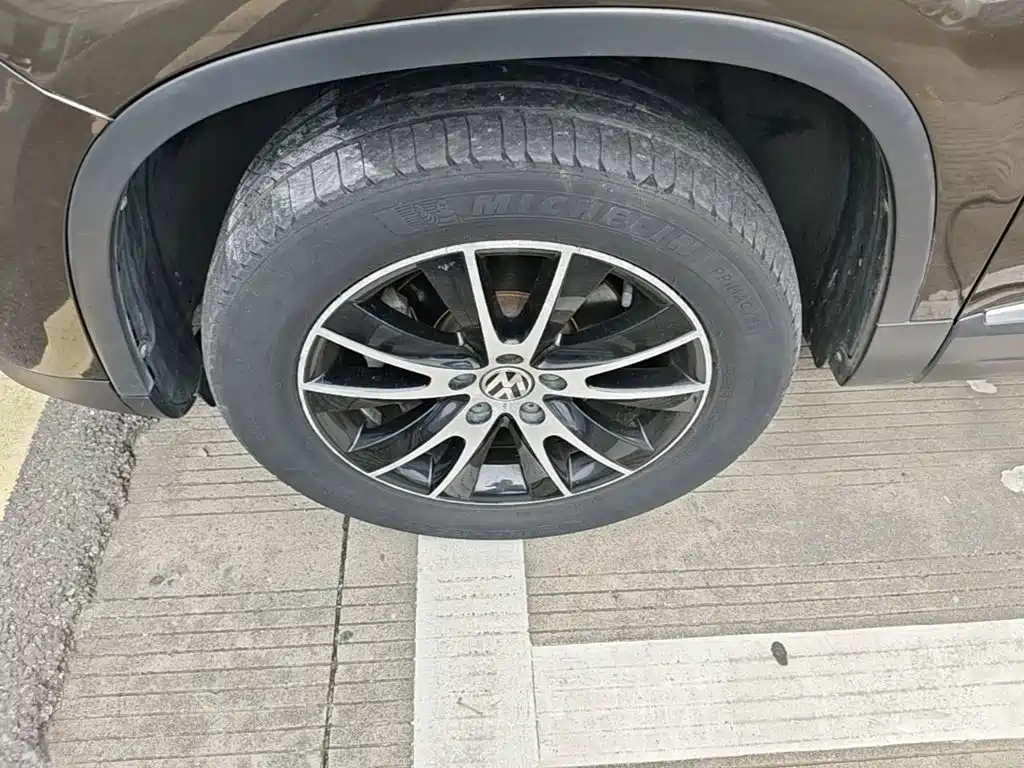 Volkswagen Tiguan — миниатюра 23