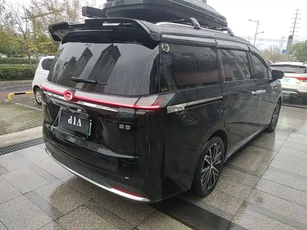 GAC Motor Trumpchi E8 PHEV — миниатюра 7