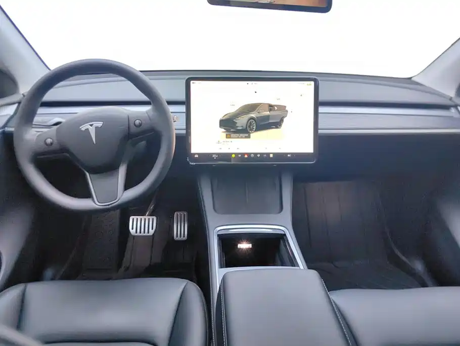 Tesla Model Y — фотографии объявления, Фото 12