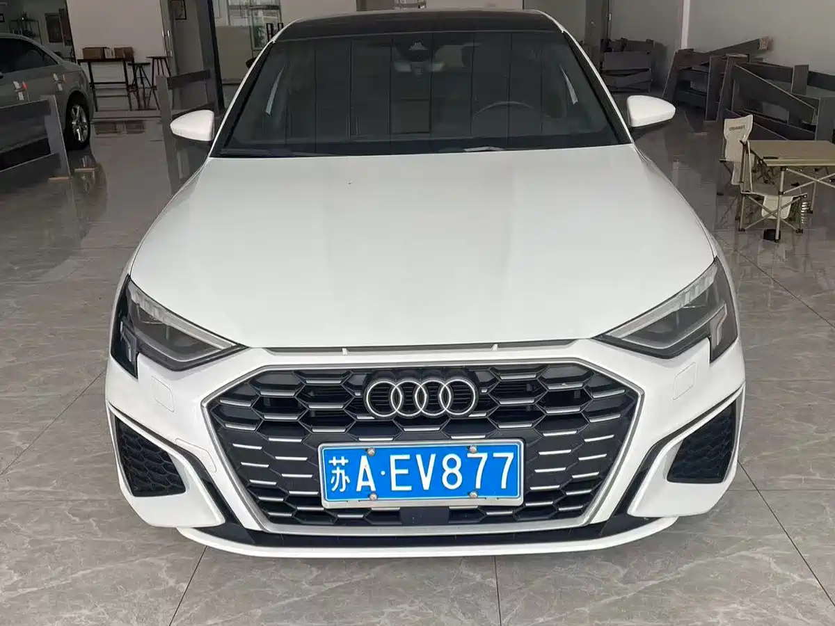 奥迪A3 2023款 Sportback 35 TFSI 时尚运动型 2023