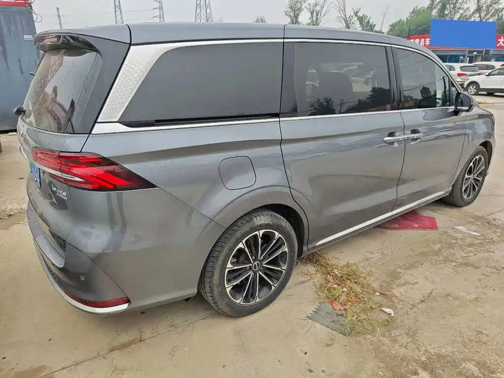 Roewe iMAX8 — миниатюра 11