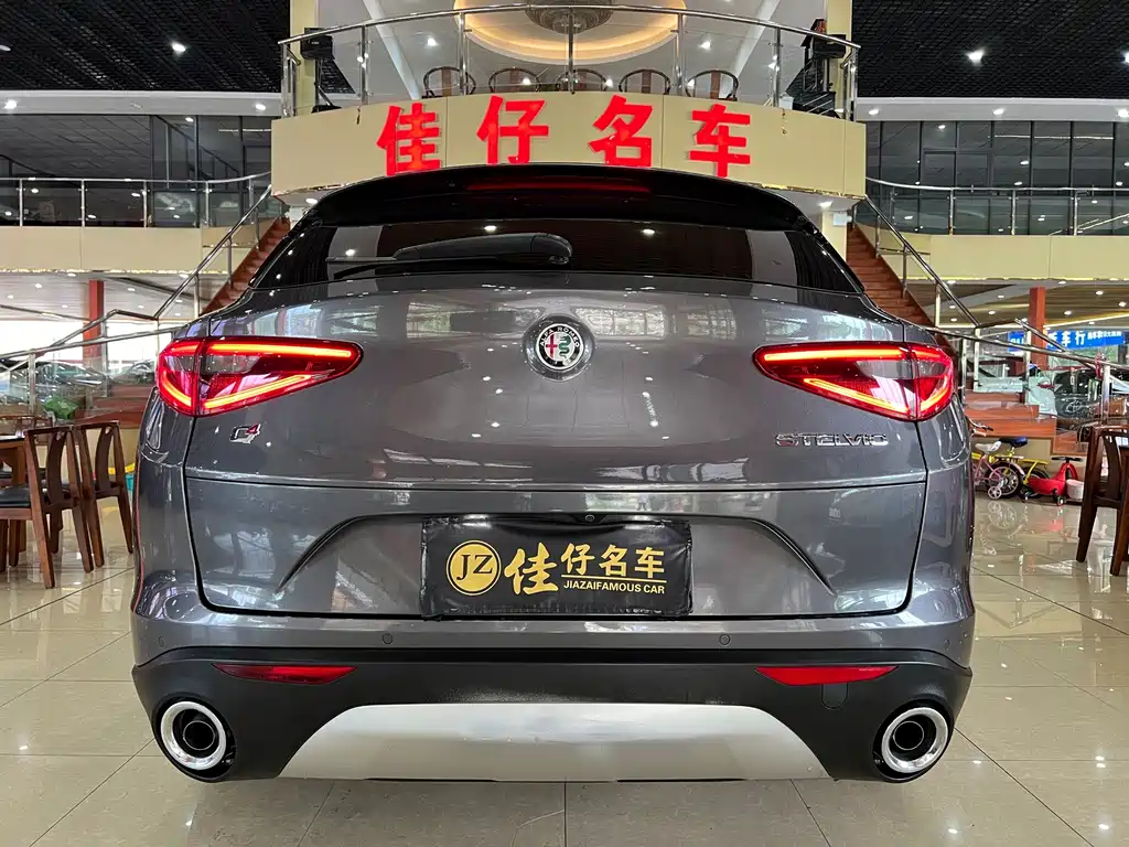 Alfa Romeo Stelvio — миниатюра 4