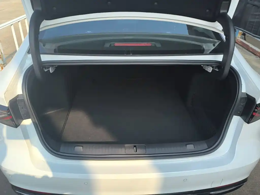 Chery Arrizo 8 PRO — миниатюра 19