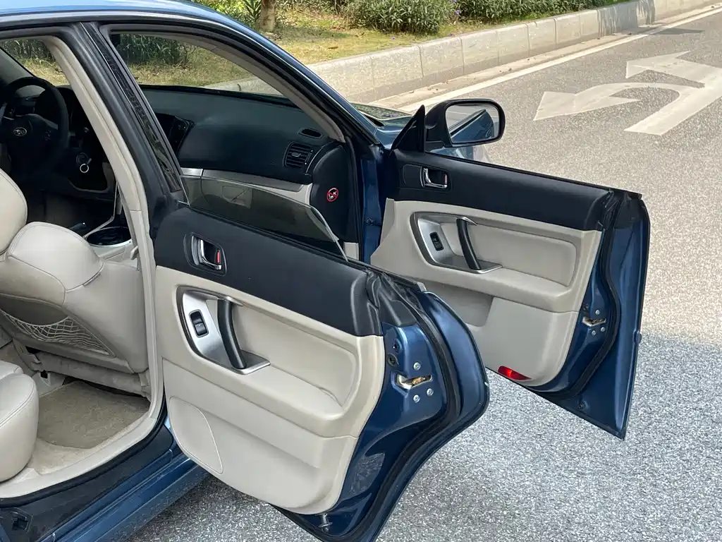 Subaru Legacy — миниатюра 16