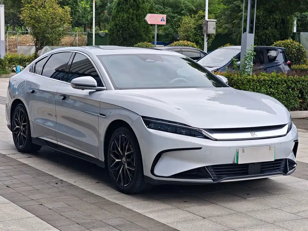BYD Han — миниатюра 3