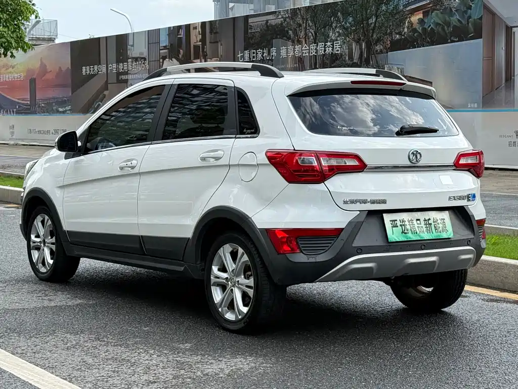 BAIC New Energy EX — миниатюра 18
