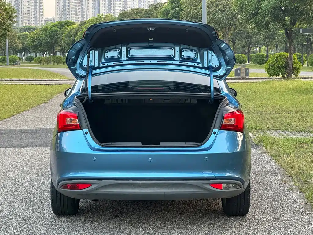 Chery Arrizo 5 — миниатюра 15