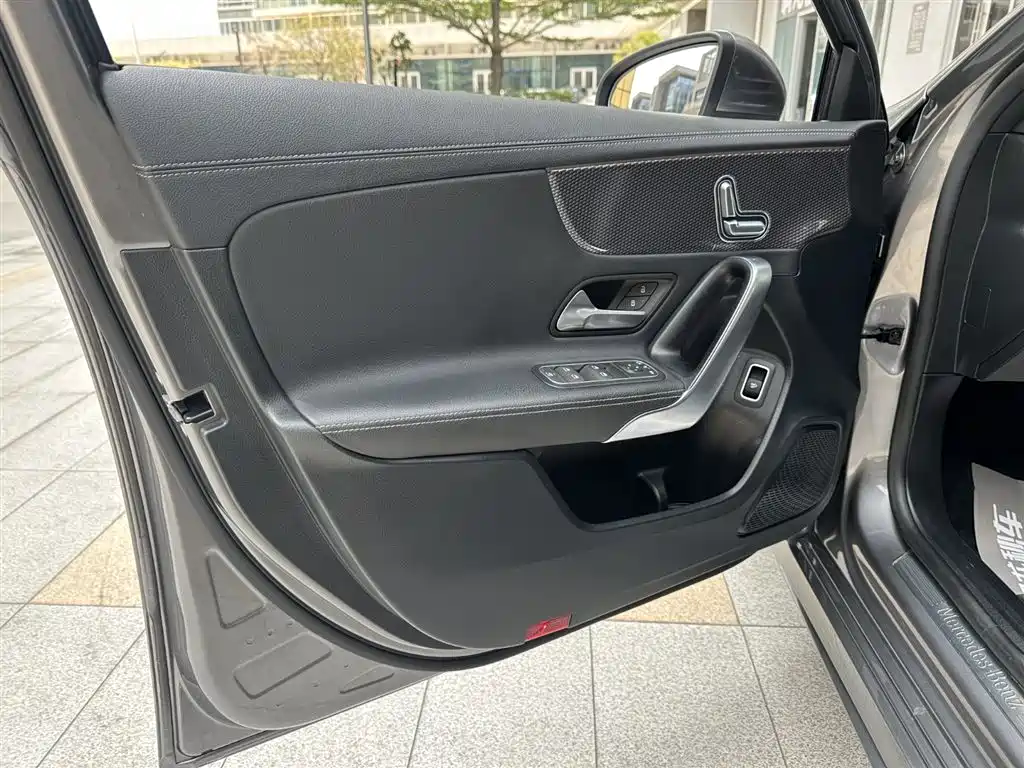 Mercedes-Benz A-Class A 2022 A 200 L Sport Fashion