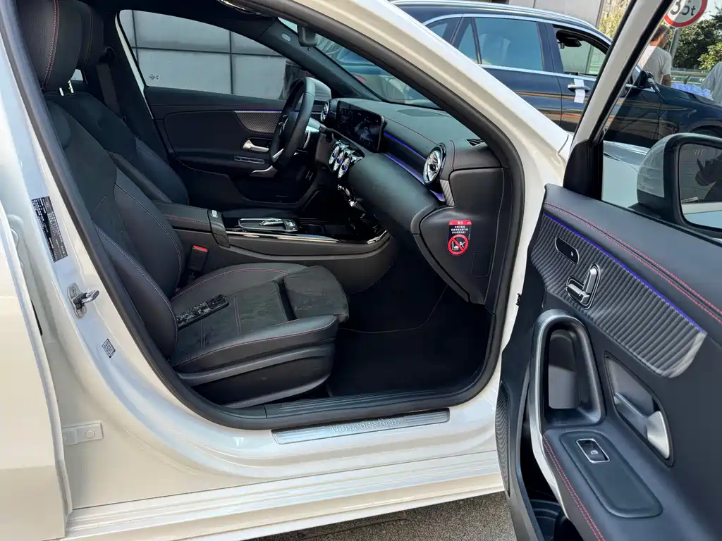 Mercedes-Benz A-Class — миниатюра 26