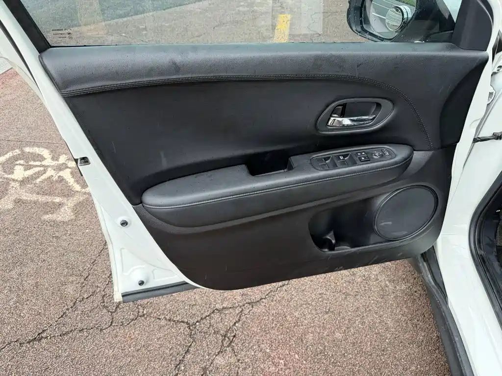 Honda Vezel — миниатюра 6