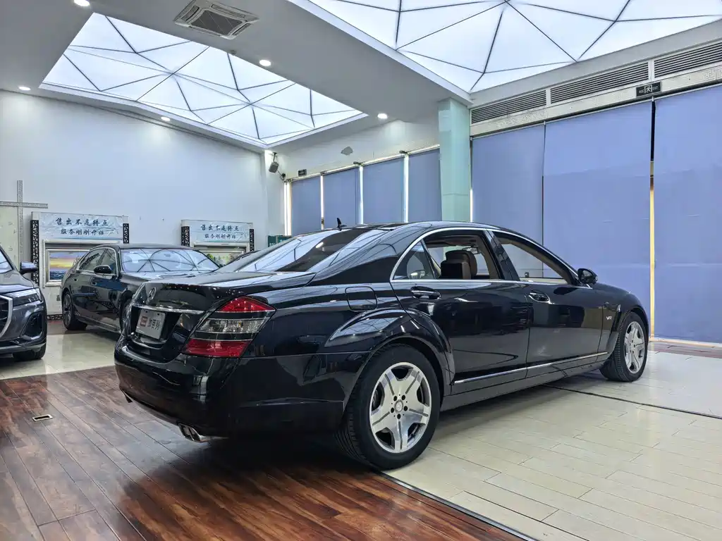 Mercedes-Benz S-Class — миниатюра 16
