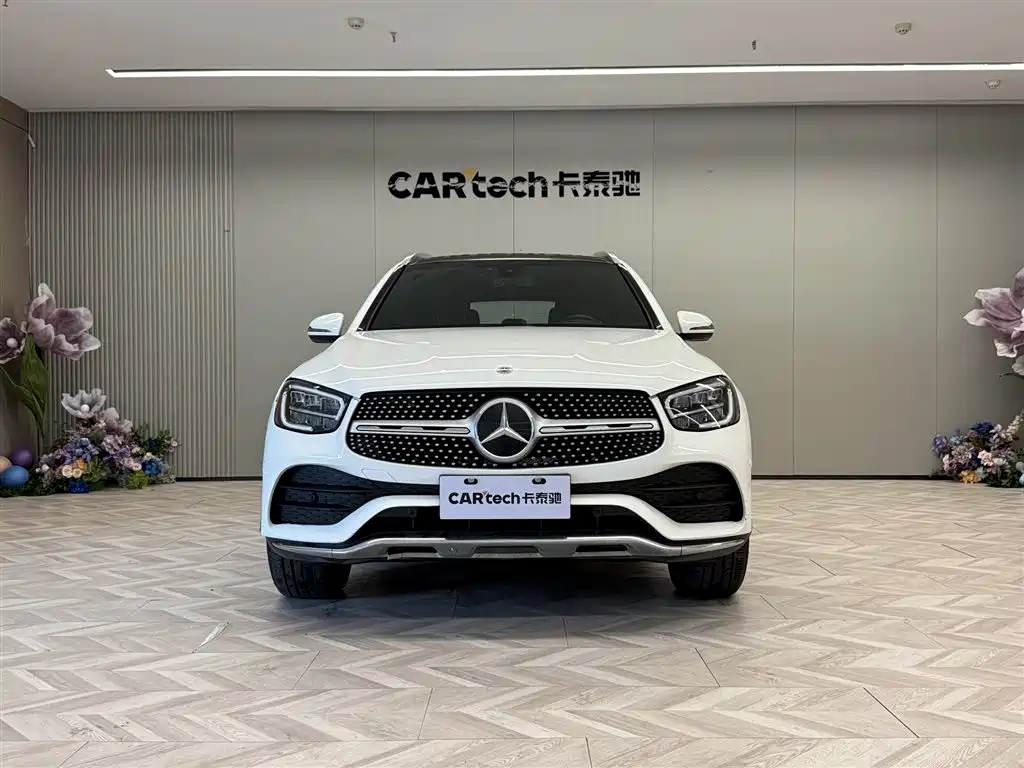 MERCEDES-BENZ  GLC