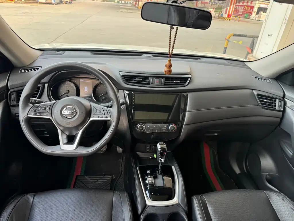 Nissan X-Trail — миниатюра 14