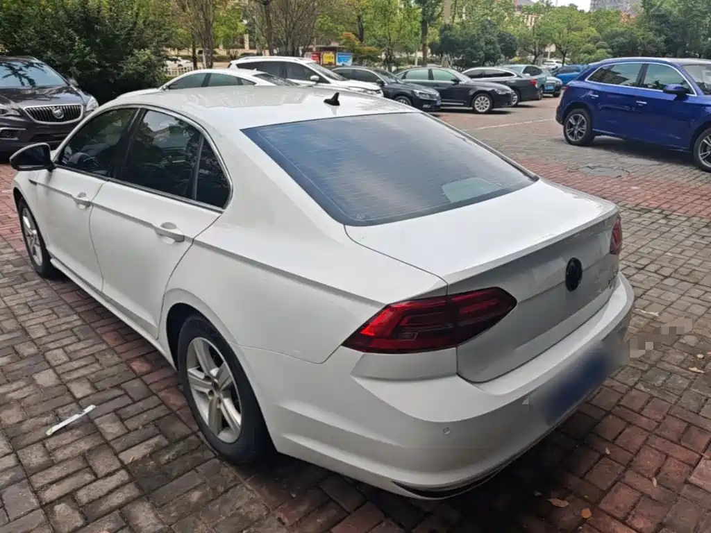 Volkswagen Lamando — миниатюра 5