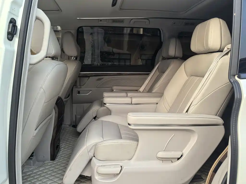 GAC Motor Trumpchi M8 — миниатюра 8