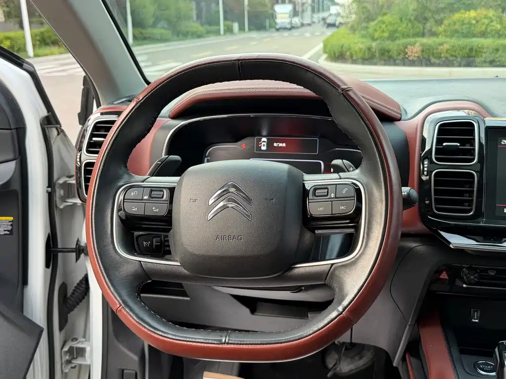 Citroen C5 AIRCROSS — миниатюра 21