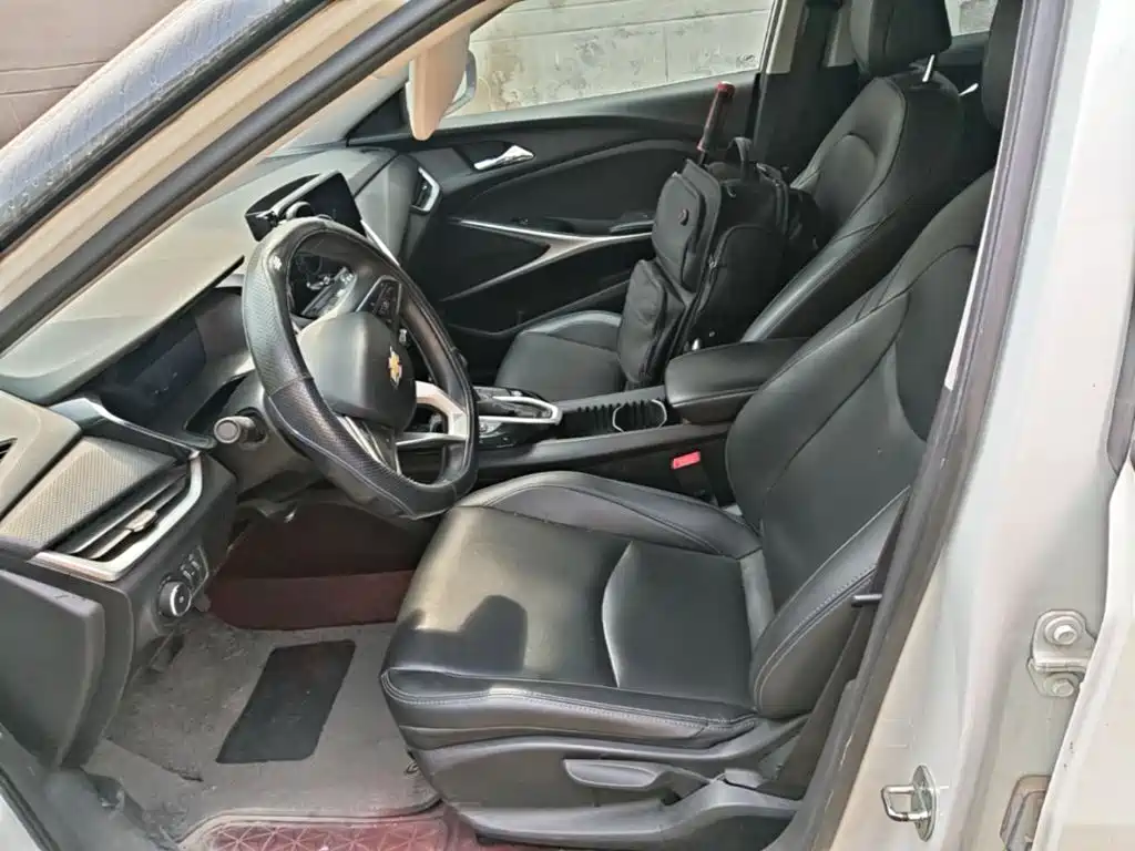 Chevrolet Menlo — миниатюра 15