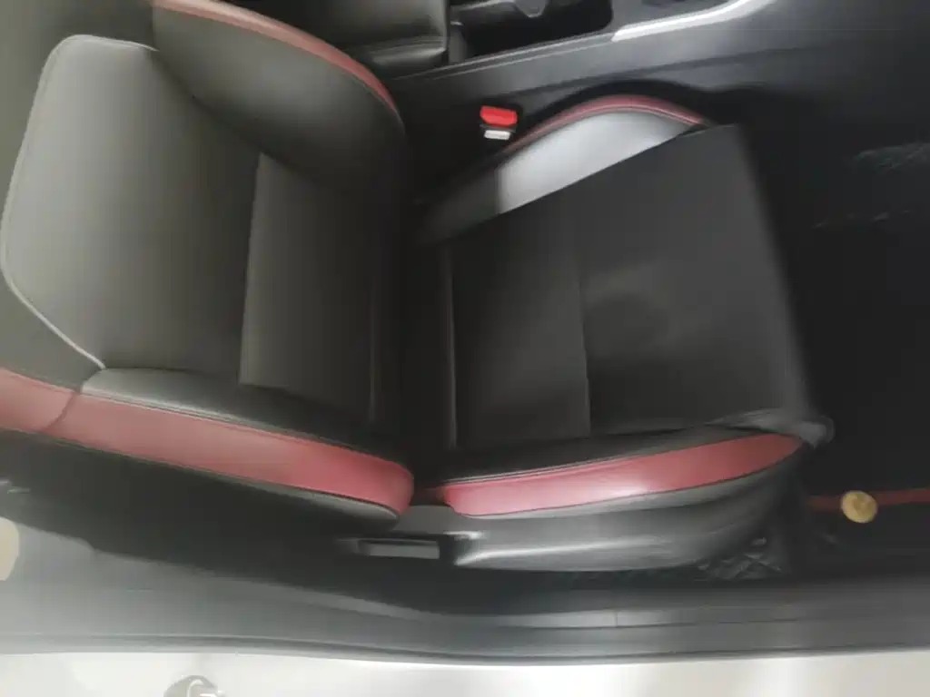 Geely Binyue — миниатюра 25