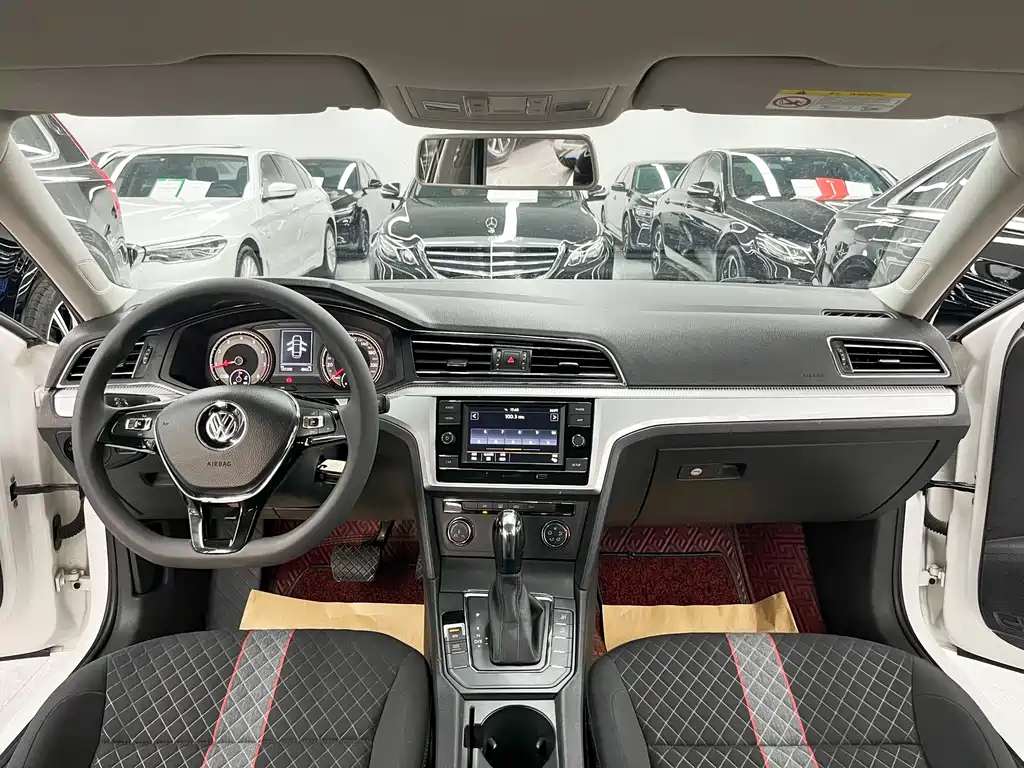Volkswagen Lamando — миниатюра 9