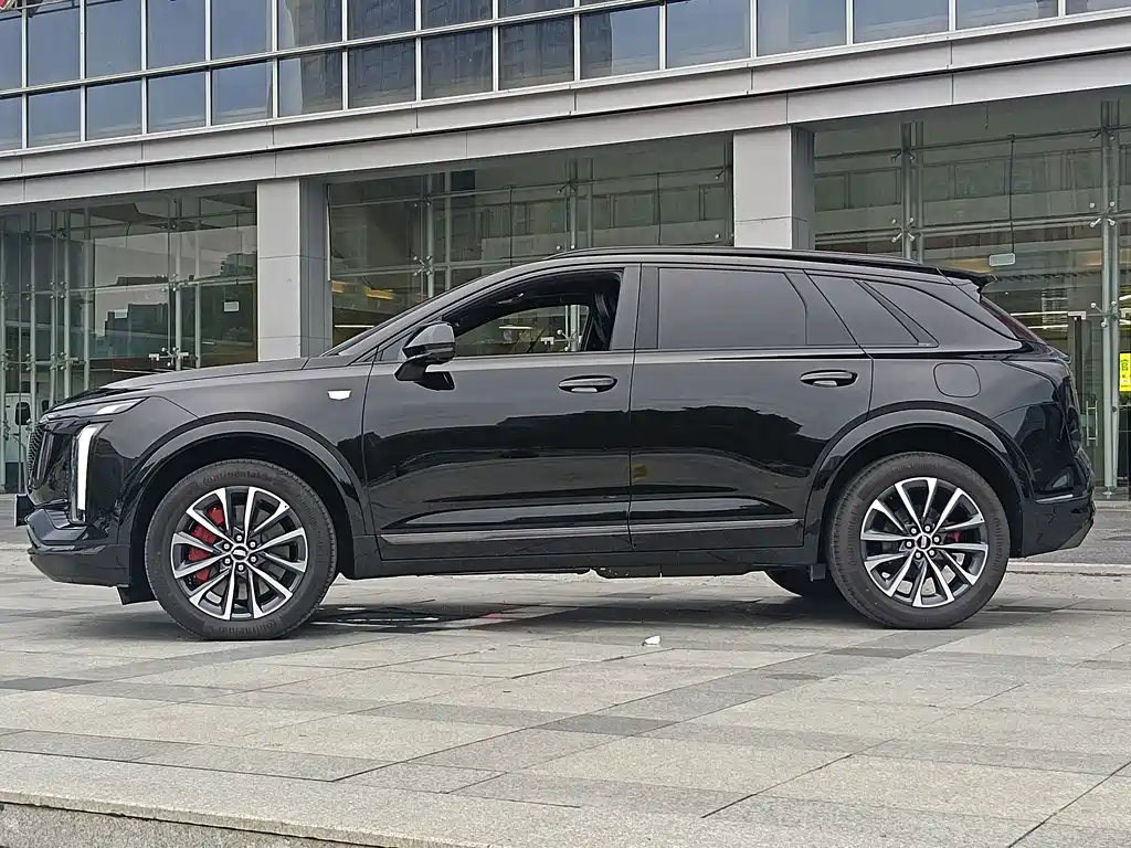 Cadillac XT5 — миниатюра 5