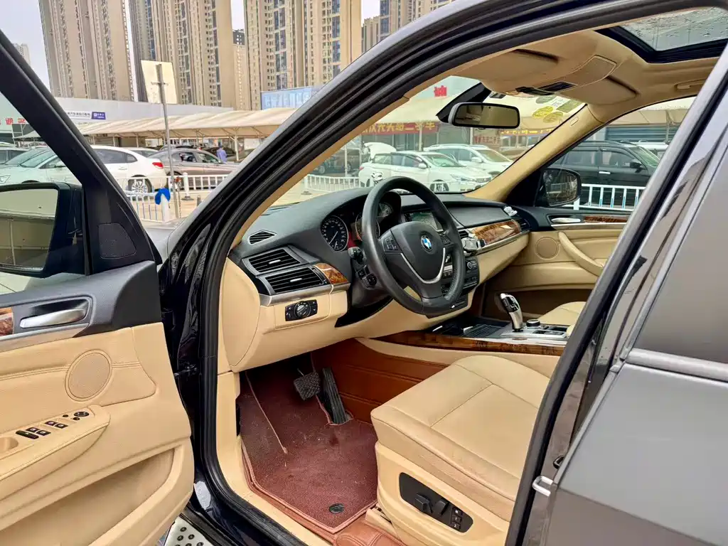 BMW X5 (Import) — миниатюра 5
