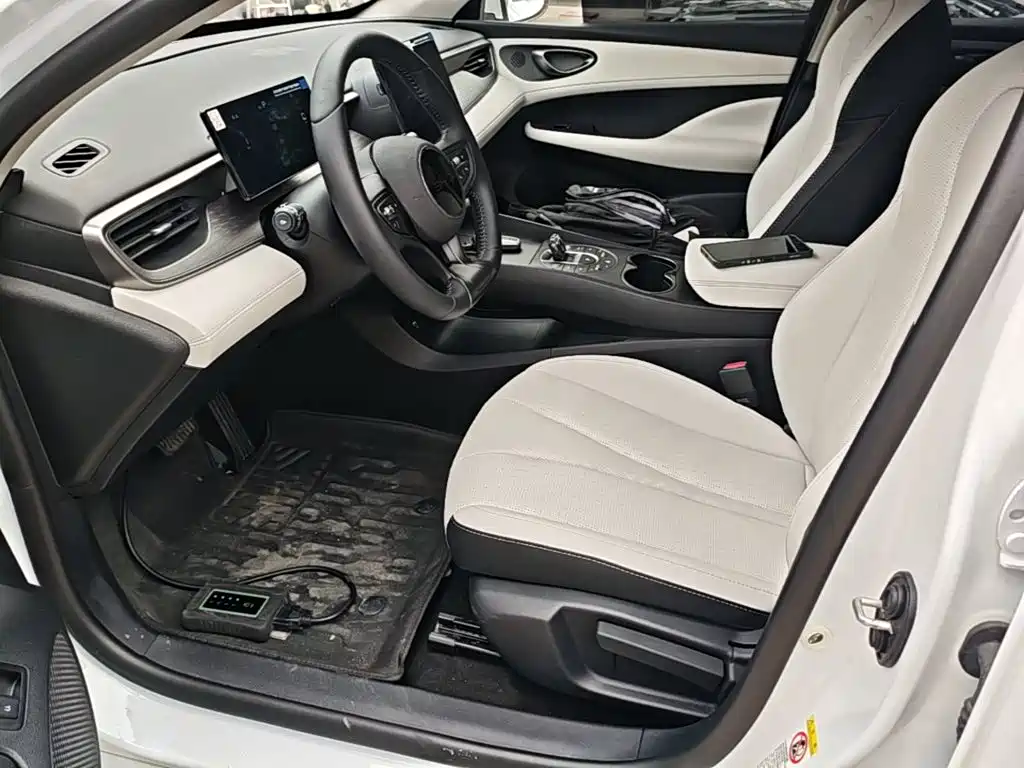 BYD Seal 05 DM-i — миниатюра 15
