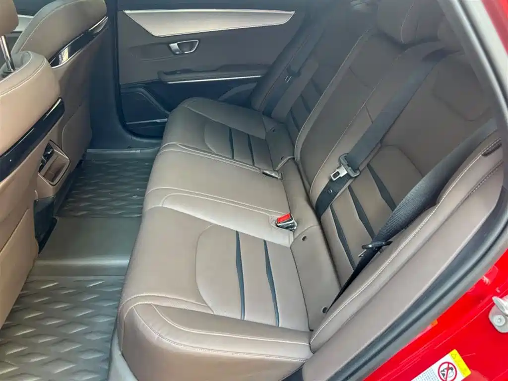 BYD Han — миниатюра 5