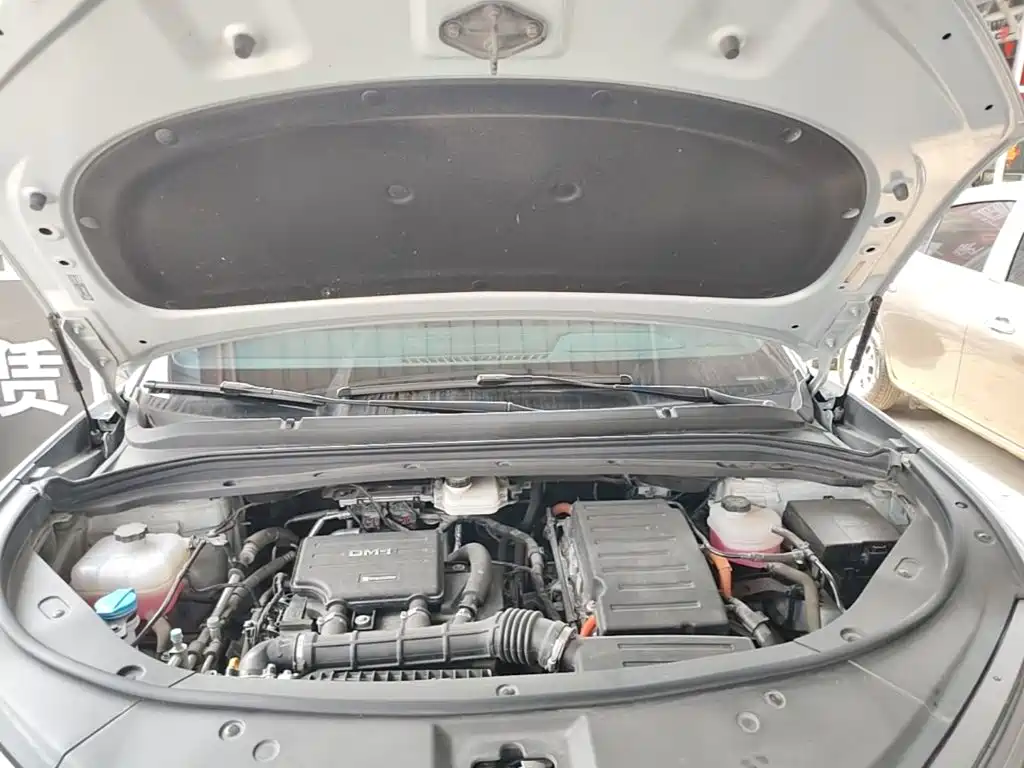 BYD L DM-i — миниатюра 20