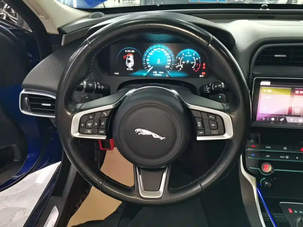 Jaguar XEL — миниатюра 11