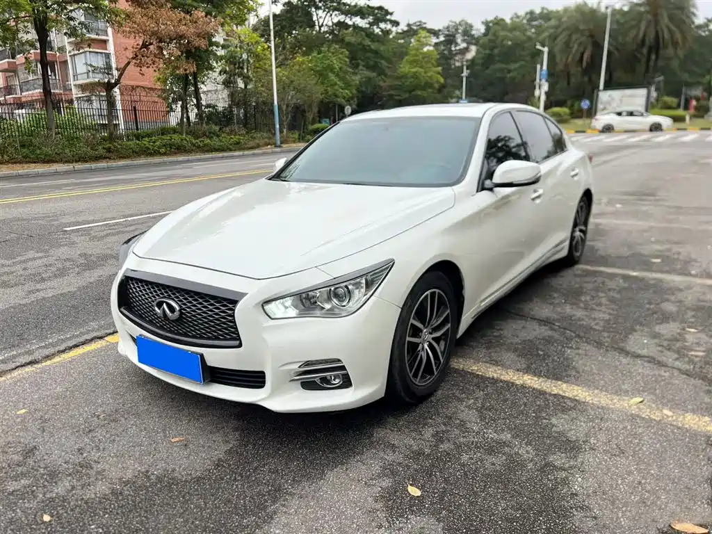Infiniti Q50L 2017