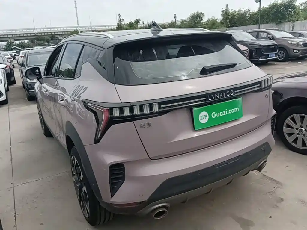Lynk & Co 06 — миниатюра 5