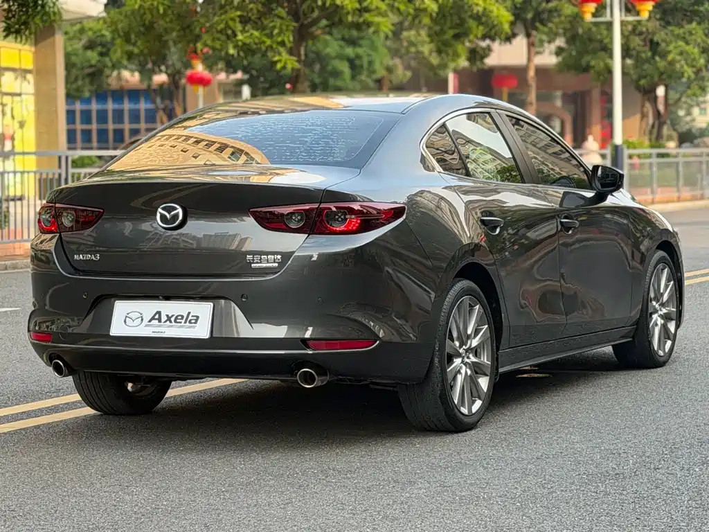 Mazda 3 Axela — миниатюра 13