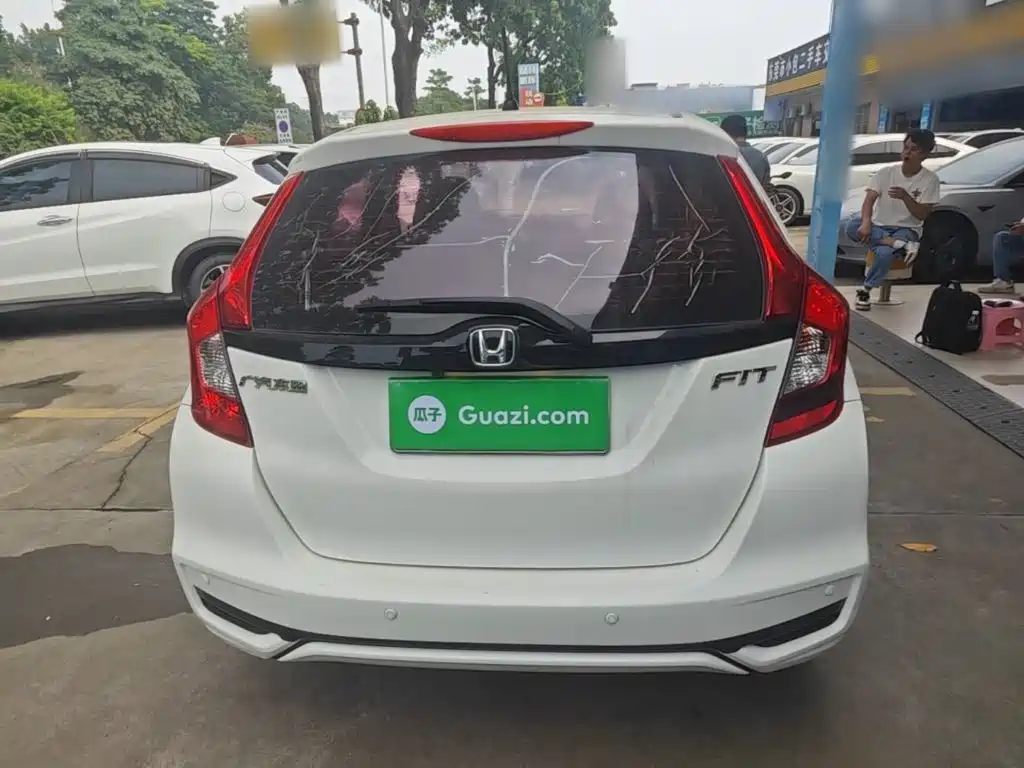 Honda Fit — миниатюра 6