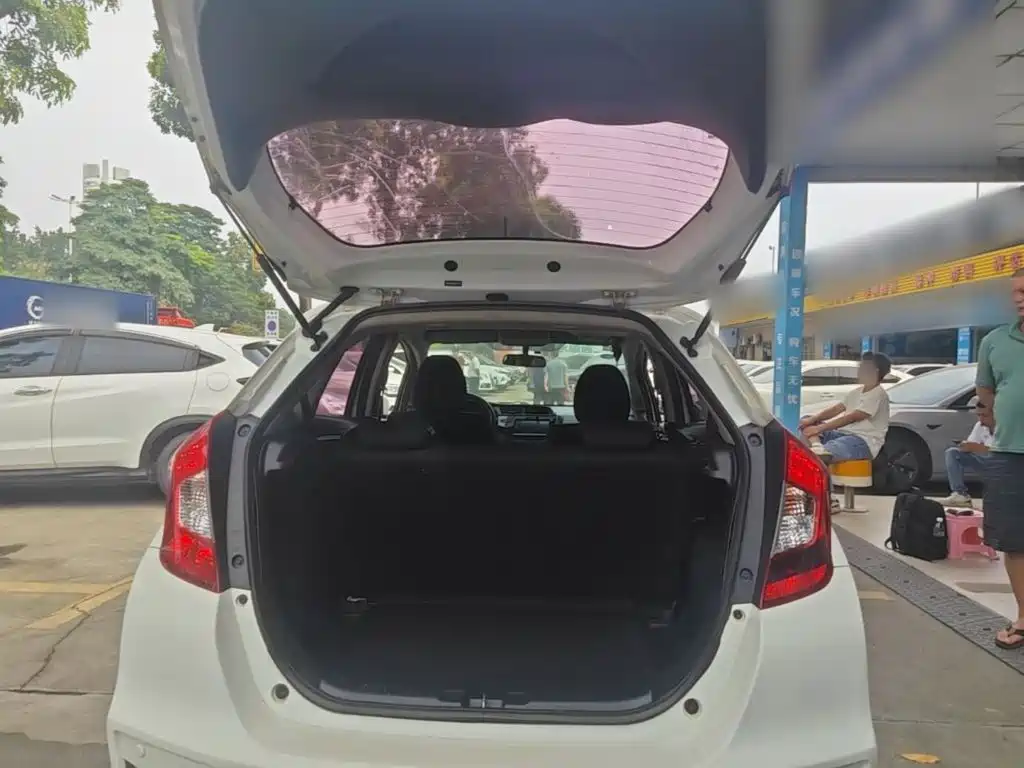Honda Fit — миниатюра 19