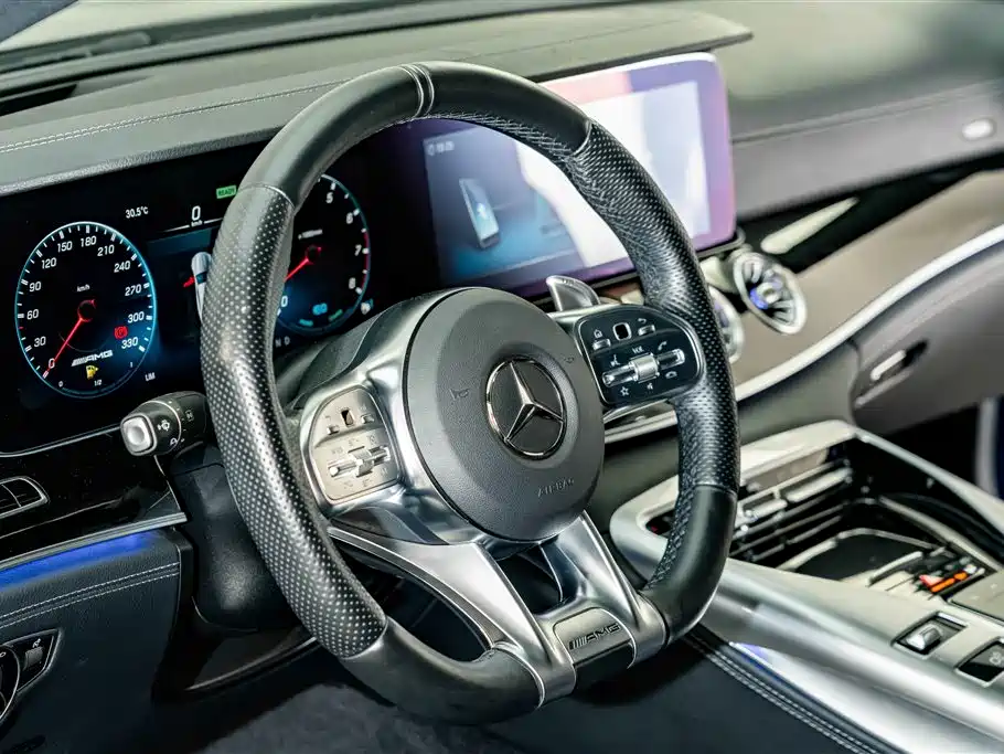 Mercedes-Benz AMG GT — миниатюра 12