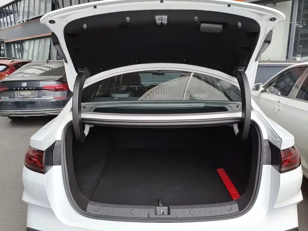 BYD Qin L — миниатюра 19